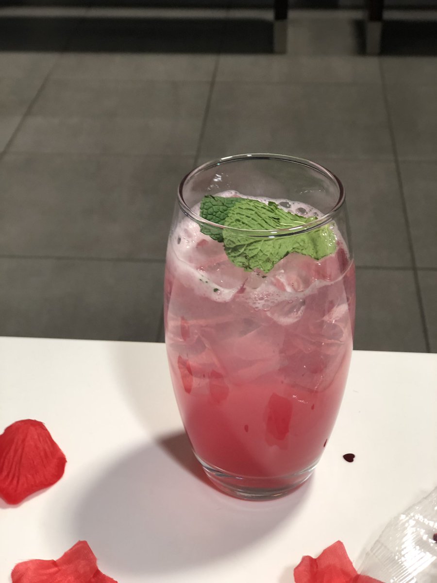 dmucocktailsoc's tweet photo. Having so much fun making cocktails for tonight’s Valentines Event organised by International Society💛🍹 https://t.co/tJjdevTk3K