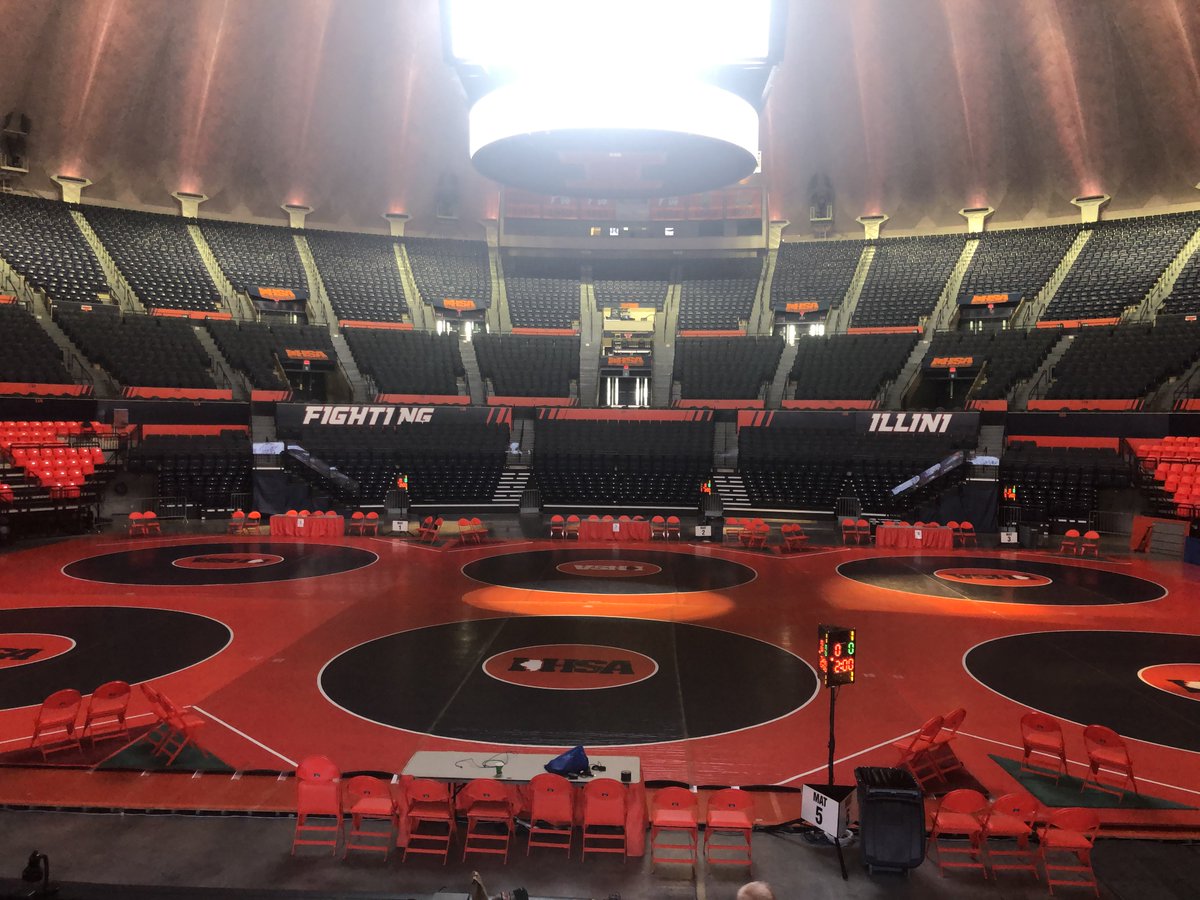 StateFarmCenter's tweet photo. We are set up, ready, and excited to welcome the #IHSA Wrestling State Finals tomorrow! Looking forward to some fierce competition! #CUatSFC https://t.co/q0tTNLk4a6