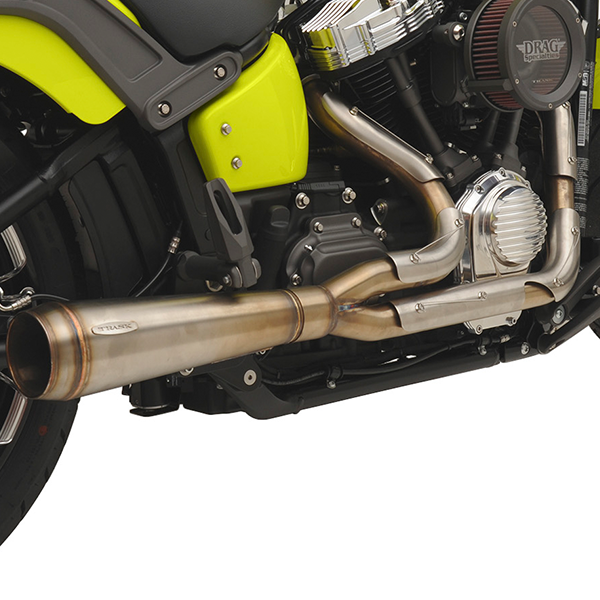 DragSpecialties's tweet photo. #BikeBuildSeries: #TraskPerformance Assault 2-into-1 Stainless system is designed to look good, sound good and live up to the Trask reputation for high quality performance products – perfect for the #FatBook Cover Build #DragSpecialties https://t.co/JDeRo6a0u7 https://t.co/8cCpa5u43w