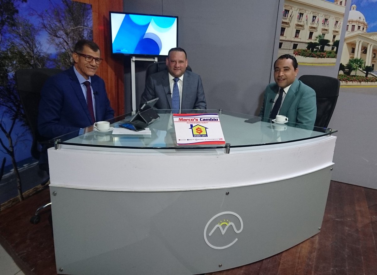 CDES_PES's tweet photo. Entrevista al Presidente del CDES Juan Carlos Ortiz Abreu en el programa Encuentro Matinal sobre situación actual de Santiago.

#pes2020 #Santiago #EncuentroMatinal #CDES https://t.co/web3agH6Ds