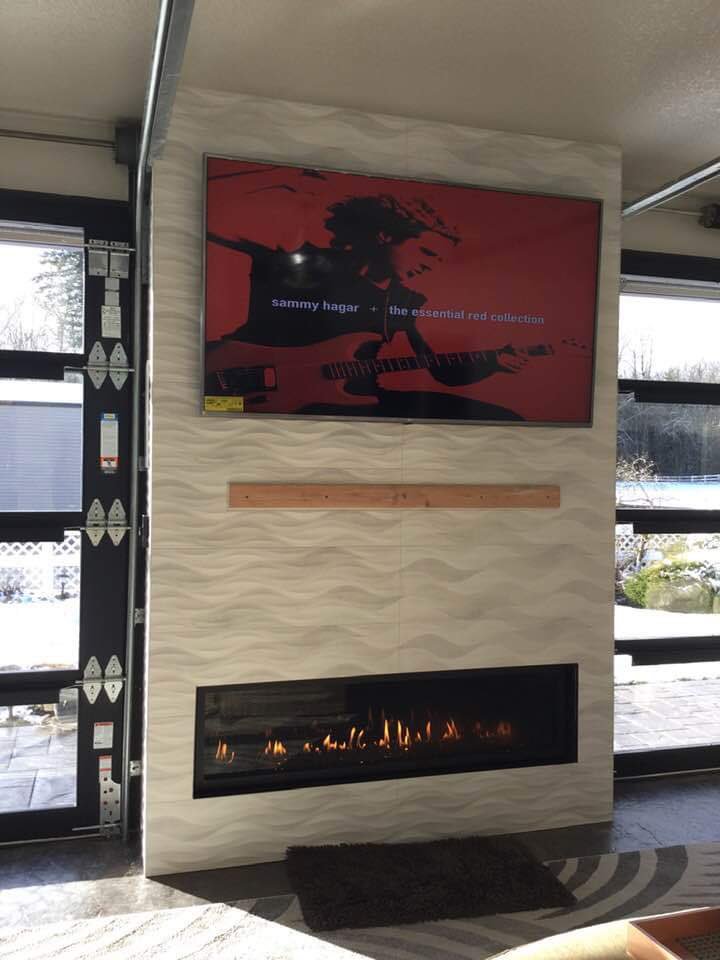 PortlandTile's tweet photo. This wave tile turned out gorgeous in this garage space. #wavetile #modtile #mancave #pdxdesign
#portlanddirecttile #portlandtile https://t.co/RUr3whgn4k