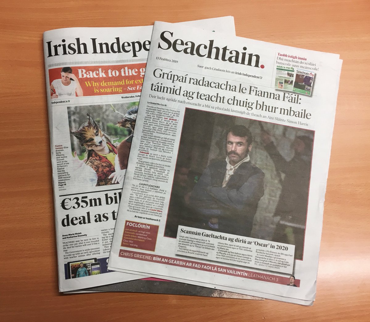 MacallaTeo's tweet photo. Tá #Arracht ar chlúdach @SeachtainNuacht! 🥳 Le fáil leis an @Independent_ie inniu 📰 Grianghraf le @SeanT_OM https://t.co/3l5J7InDzk