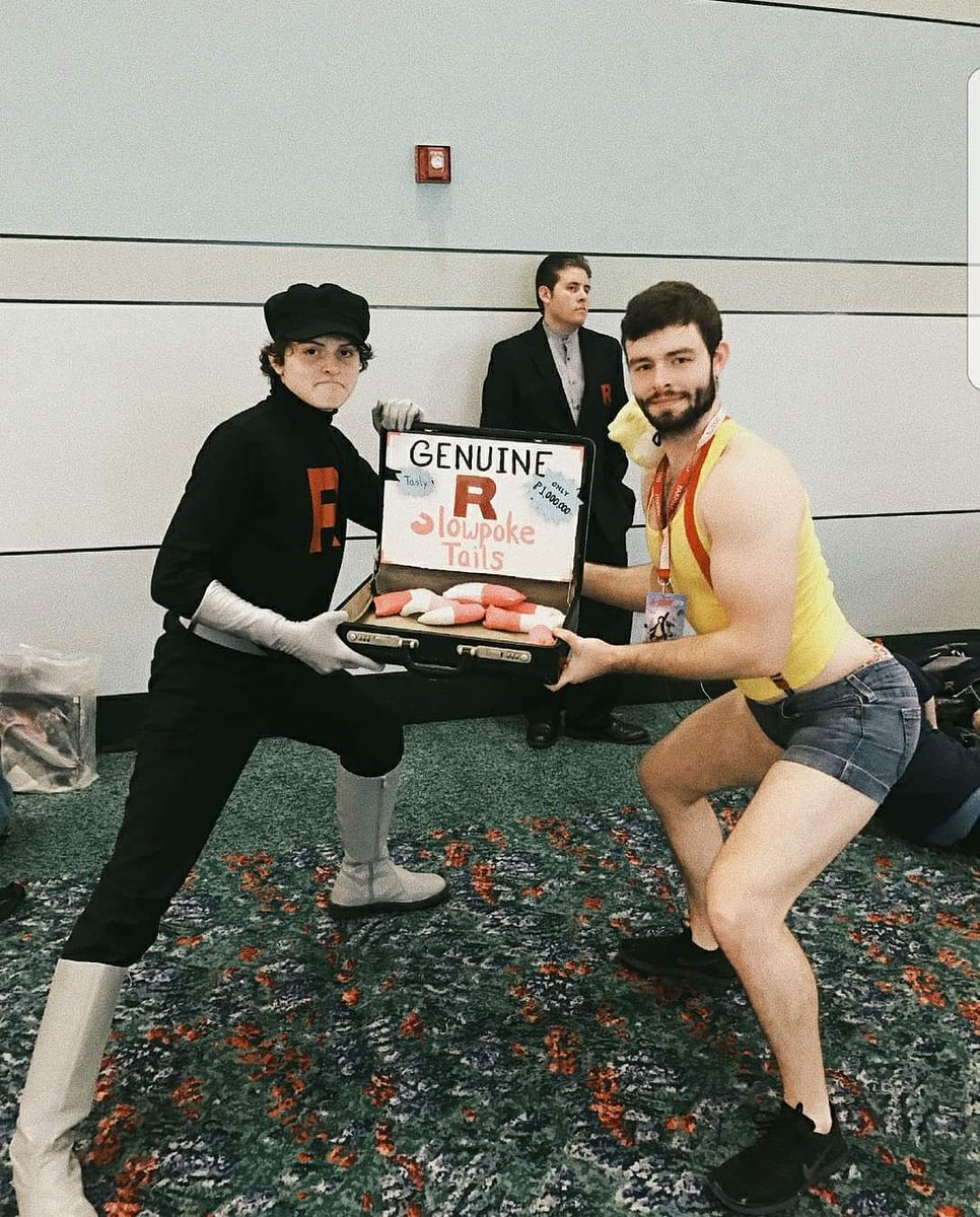TeamRocketTEX's tweet photo. The investigation into what was going on here is still ongoing. But we will never tell.
.
.
.
#akon2018 #akon #akon29 #pokemoncosplay #pokemon #teamrocket #teamrockettex #teamrocketcosplay #teamrockettexas #gamefreakcosplay #gamefreak #pokemongo https://t.co/Y07x3gQHLH