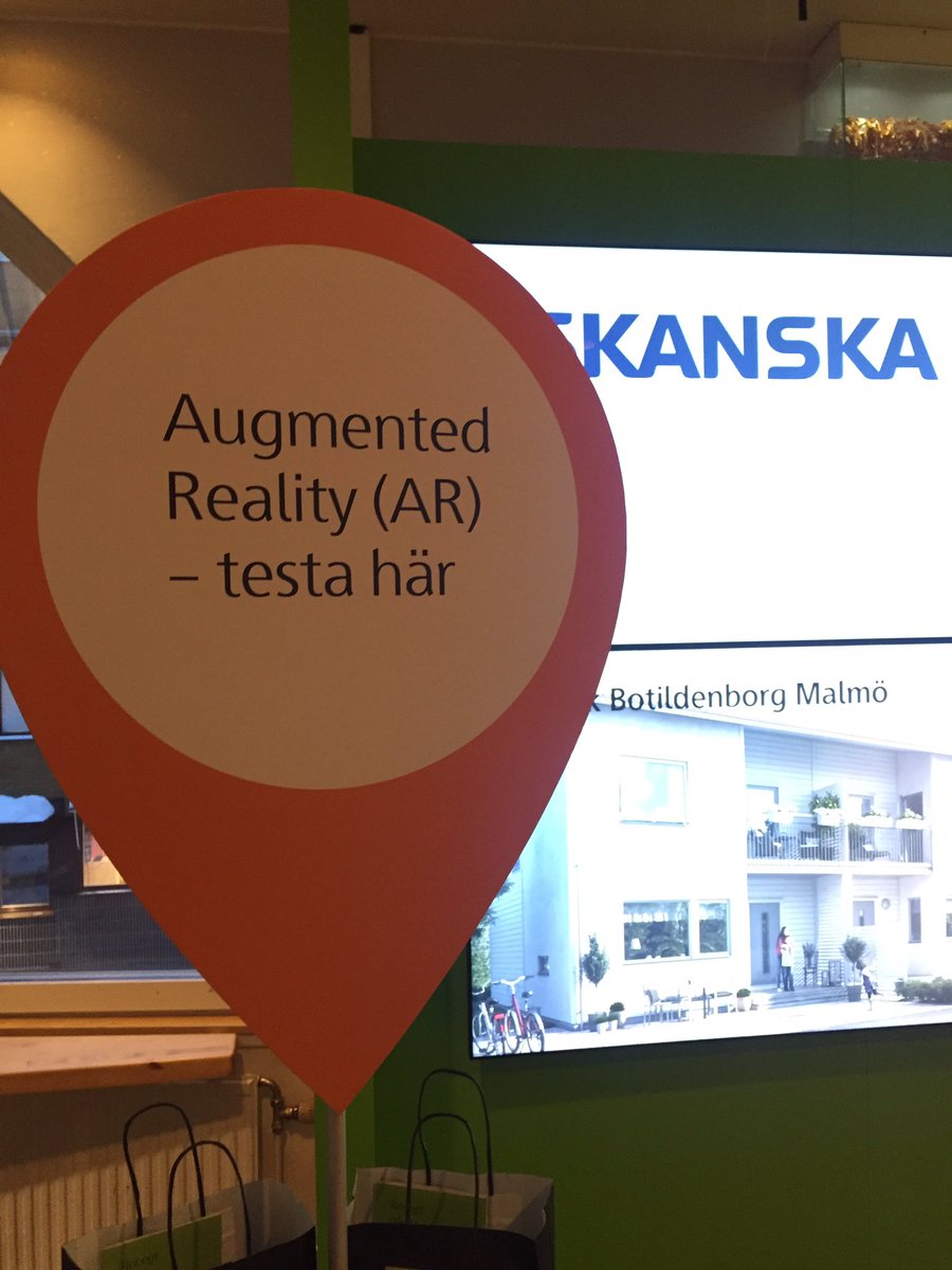 Förberedelserna pågår för fullt! Imorgon hälsar vi vänner, kunder, samarbetspartners - eller den som helt enkelt är nyfiken på oss - till vår monter. Hoppas vi ses! #businessarena #umea #skanska