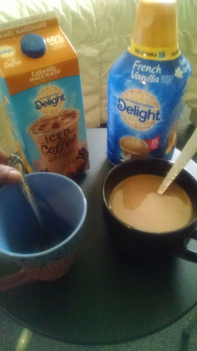 loljoedotcom's tweet photo. (📹) My GF: OMG this macchiato ❣

(☕) Me:                       ⤵
#InternationalDelight #lol #loljoe  🚭 https://t.co/YdsVhmYYnP