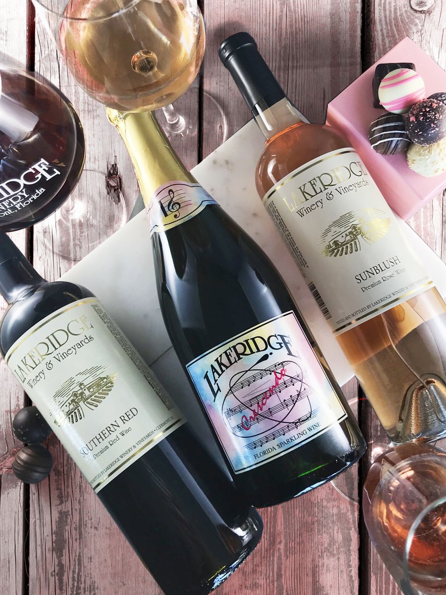 LakeridgeWinery's tweet photo. #Cheers to Valentine's Day from all of us at Lakeridge Winery!
Need any last minute gifts for that someone special? Pink Bubbly, rosy Sunblush, or ruby Southern Red? Our Winery Shop has a great variety of #Wine, Accessories, &amp; Gourmet Goodies for your Sweetheart! https://t.co/OUFSRRCp0L