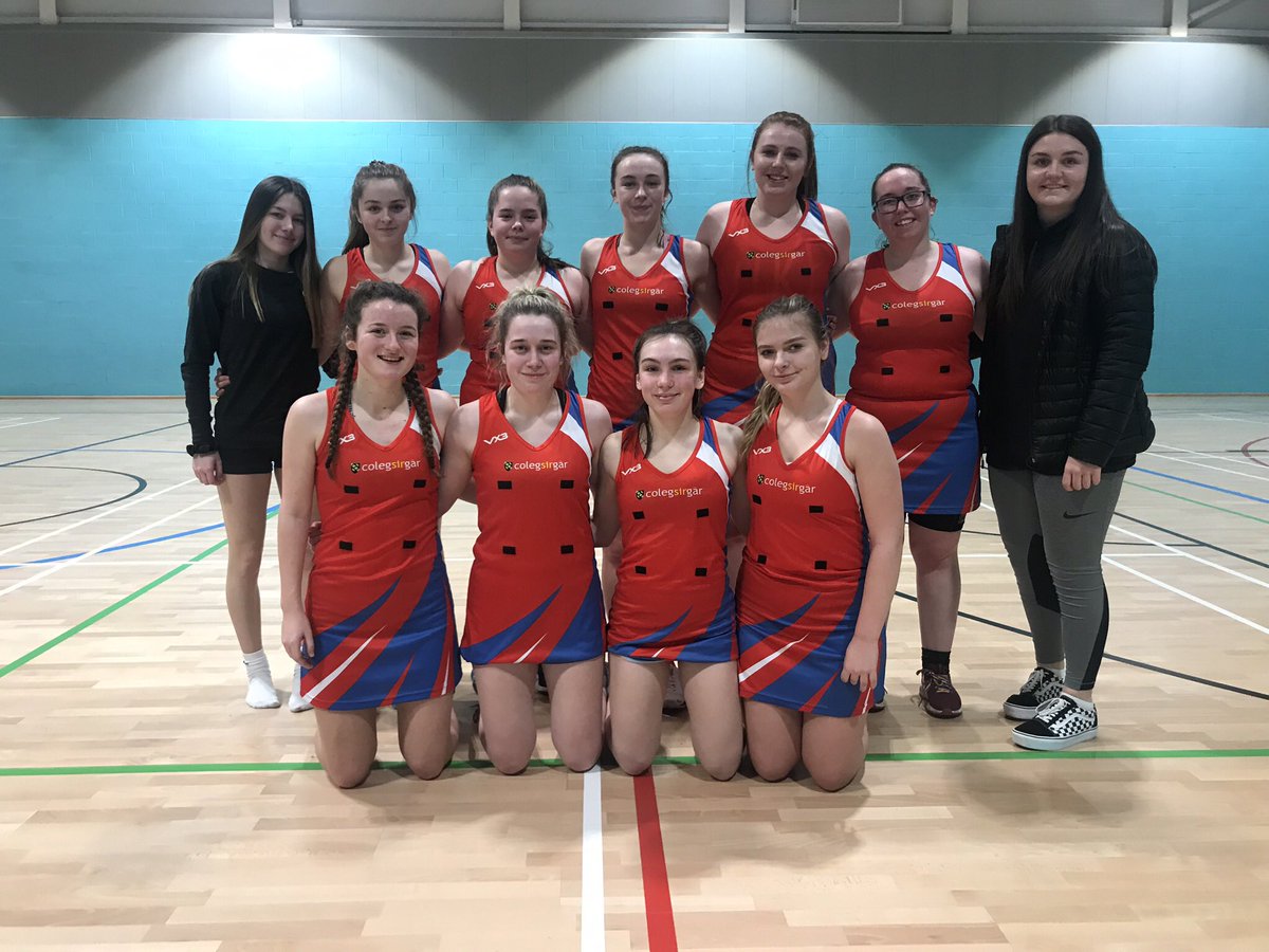 CSGNetball's tweet image. Gêm wych heddiw v tîm Pêl-Rwyd @pembssport ac yn ennill yn dda 57-18 #gwaithtim / A great game today v @pembssport Netball Team with a great win 57-18 #teamwork