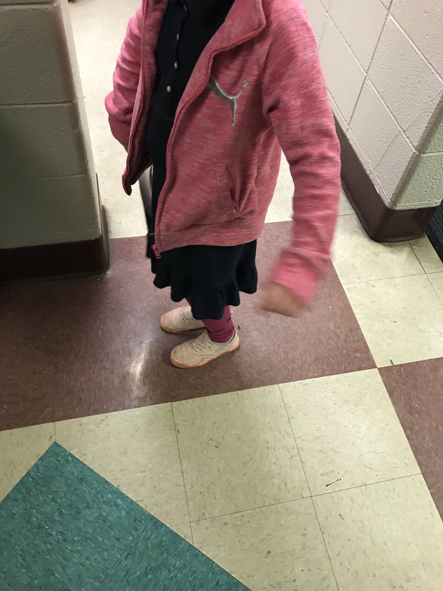 Ms_Osler's tweet photo. When we were walking through the halls today, we investigated the different shapes all around us! Math is everywhere! #blockA #BUcoe @ryanflessner https://t.co/5YCgQkjdmt