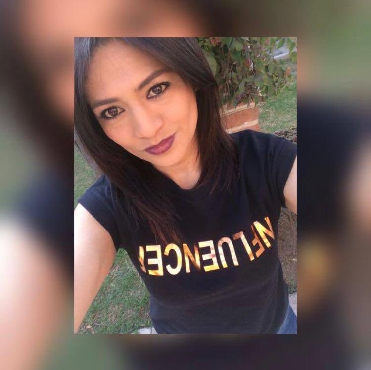 arigolo's tweet photo. Adivinen quien no fue a trabajar hoy...  #FelizMiércoles 👇🏽👇🏽 https://t.co/VlN68WEEq3
