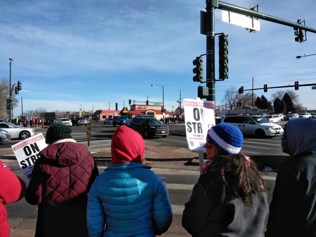 COWorkingFam's tweet image. Big crowd on the corners of MLK &amp;amp; Colorado - NE Denver is #RedForEd and #DCTAstrong (right in front of @ShorterAme, which preached a service to support educators this past Sunday!)
#DenverTeachersStrike 
@ColoradoEA @DenverTeachers 
@NitaMosbyTyler1