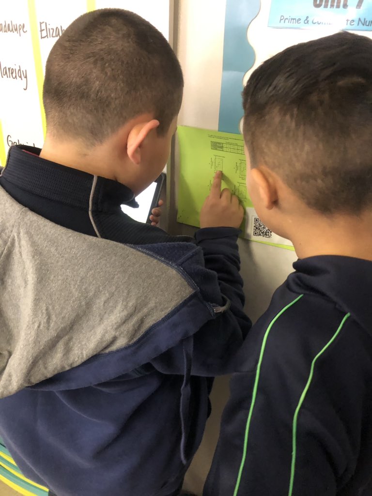 Galvan_Nicole10's tweet image. QR codes were a hit today! Great way to get the kids engaged in learning about scatter plots #ThePughWay #math #engaged