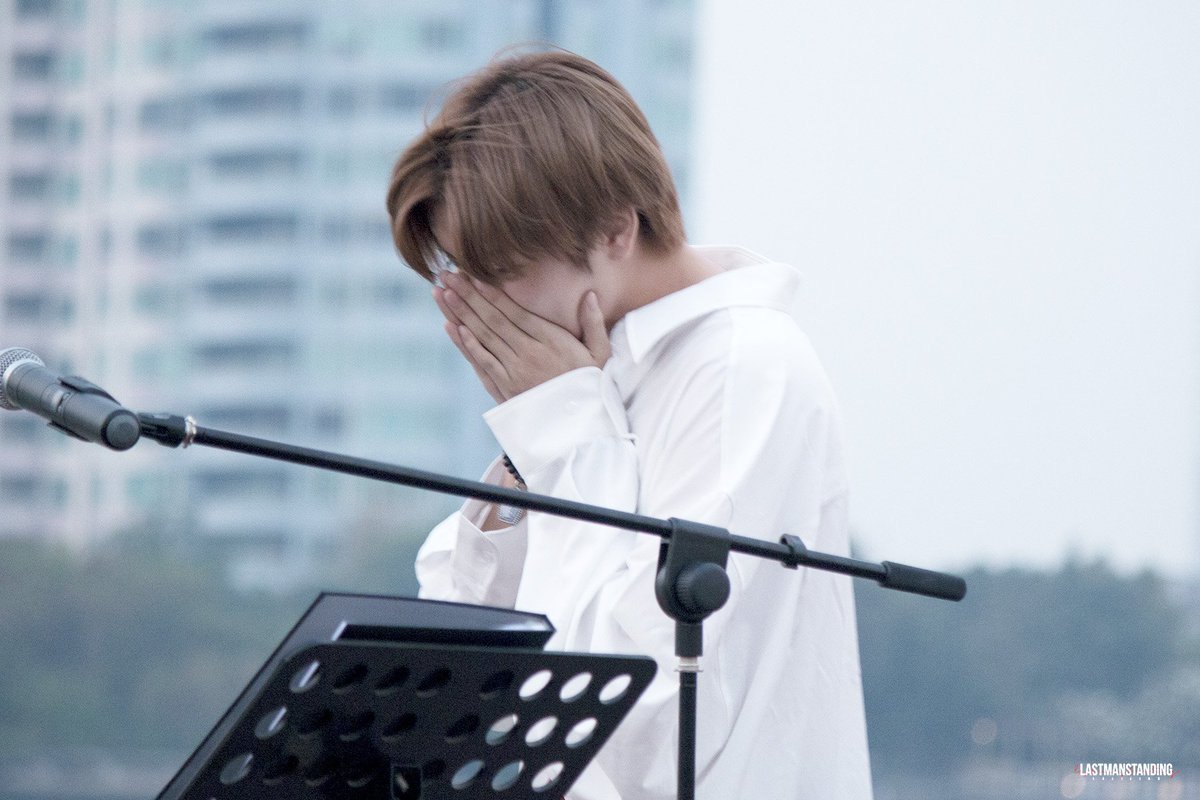 Lastmanstd2012's tweet image. 190213 REN @ Asiatique #렌 #최민기 #뉴이스트 #NUEST

Wow~ so many ㄴㅇㅅㅌs here 😳

#พรรคนี้มาไทยทำไมไม่บอก 
#fromRENtoLOVE