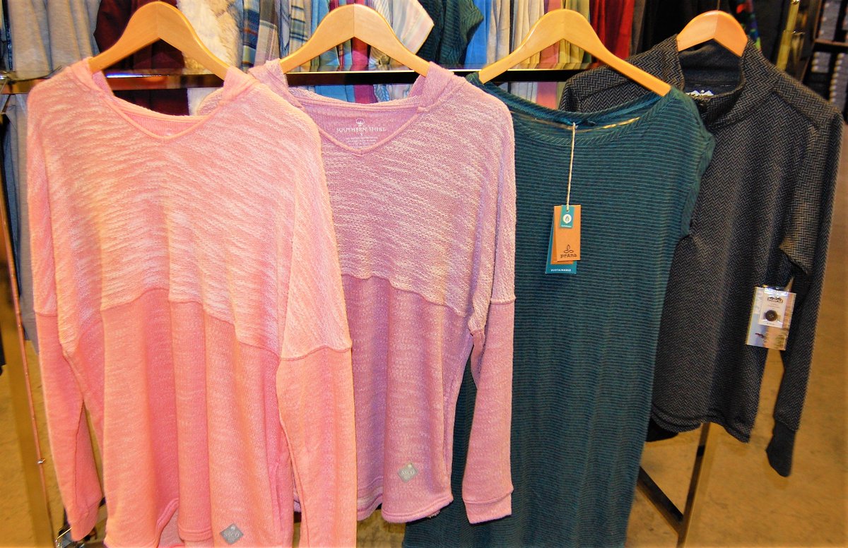 GadsdenOutfit's tweet photo. 40% off these remaining Southern Shirt &amp; Prana Women's tops @ GO!  #GadsdenOutfitters #ShopatGO #GOsale https://t.co/CxsBsiBfFG