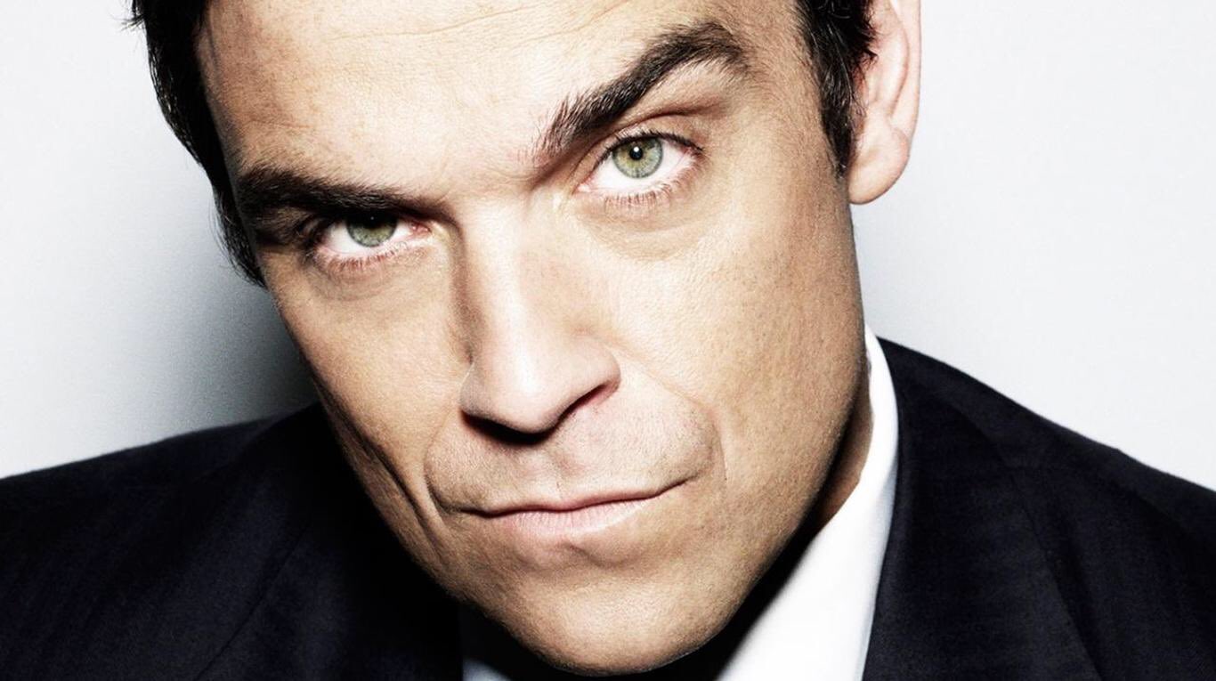 Happy 45th birthday to Robbie Williams! His 1997 UK No.1 album \Life Thru A Lens \ spent 123 weeks on the UK chart! 