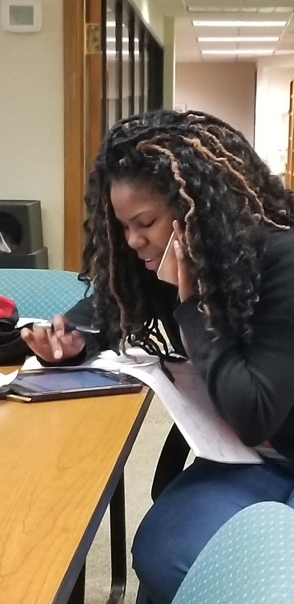 IndivisibleofAZ's tweet photo. Our Indivisible groups & partner organizations calling interested voters to reach out to their Senator and ask them to vote no on SB1188 and SB1072 to protect our voting rights! #AZLeg #AZVotingRights #VotingMatters @IndivisibleTeam https://t.co/OteiSZLzPH