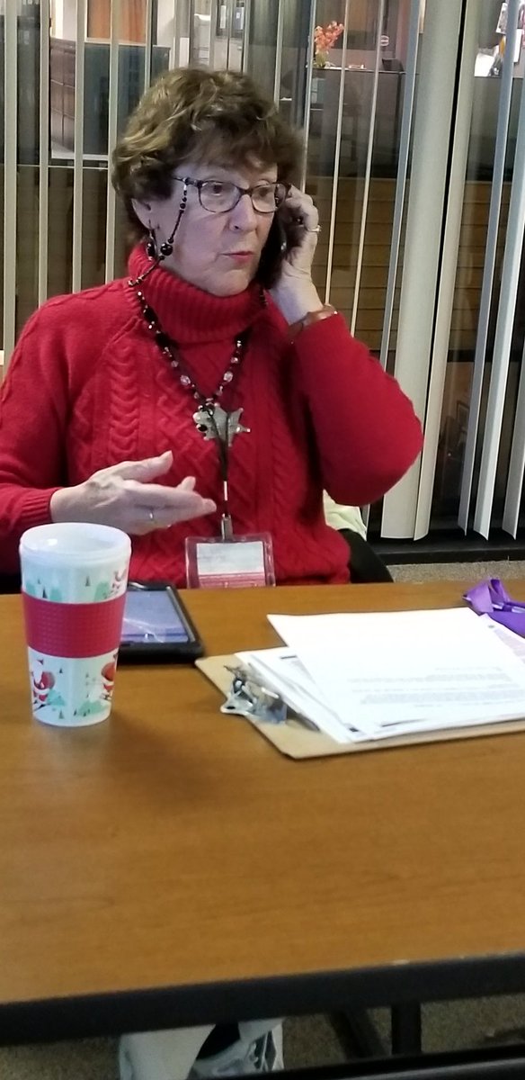 IndivisibleofAZ's tweet photo. Our Indivisible groups & partner organizations calling interested voters to reach out to their Senator and ask them to vote no on SB1188 and SB1072 to protect our voting rights! #AZLeg #AZVotingRights #VotingMatters @IndivisibleTeam https://t.co/OteiSZLzPH