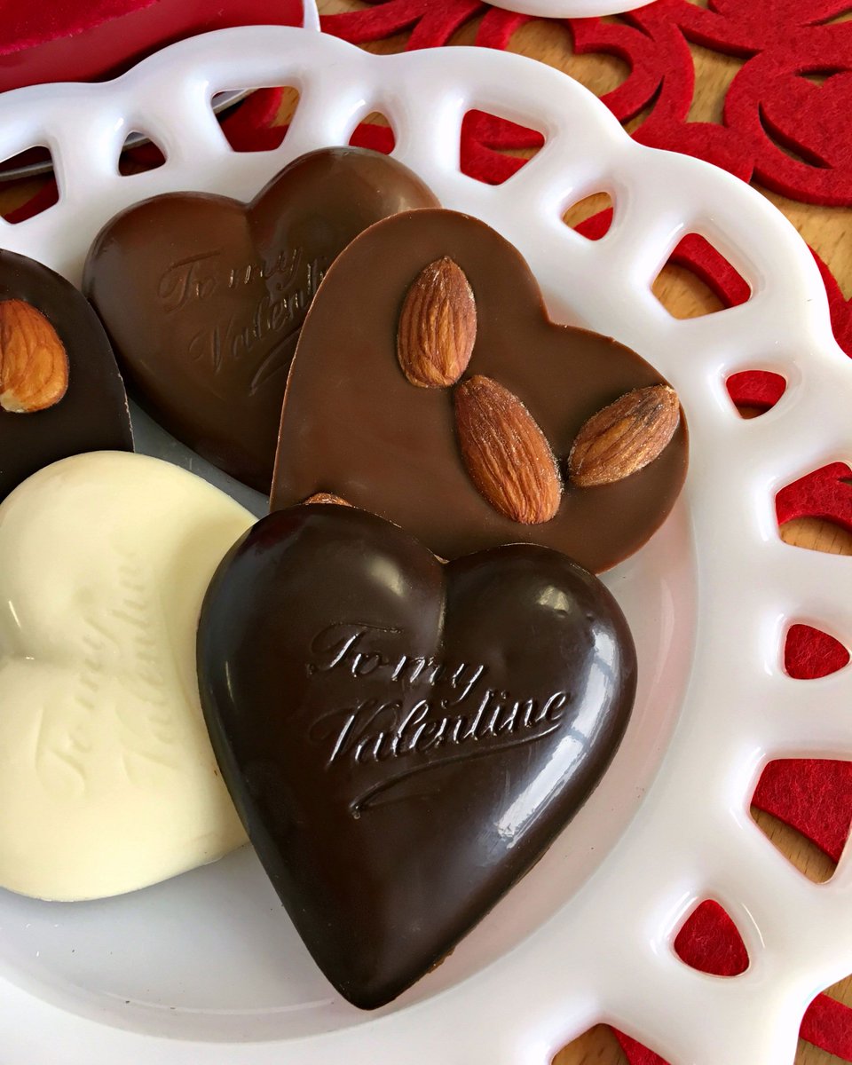 winansdayton's tweet photo. The day of love is almost here 😍! Tag your Valentine and meet them at Winans tomorrow!

#ValentinesDay #WinansChocolate #WillYouBeMyValentine #CandyHearts #SecretAdmirer #HugsAndKissses #ThatsLove #LoveLocal https://t.co/Dt3GtzQJi1