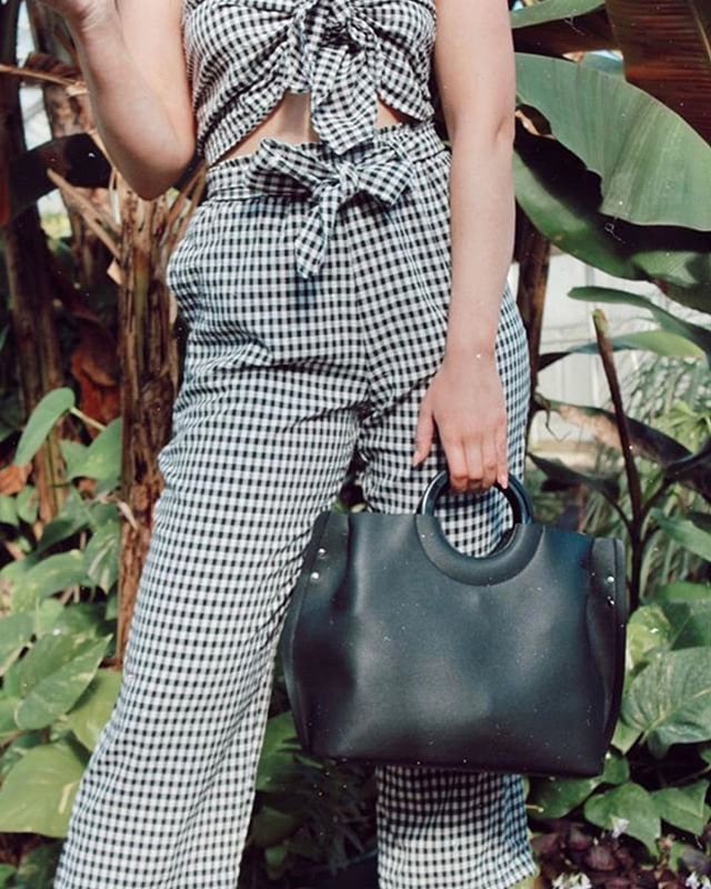 Moda_Luxe's tweet photo. Who’s ready for warmer weather? 🙋🏻‍♀️☀️ @narrasarah #modaluxe #ootd https://t.co/PNl9gJe2ga