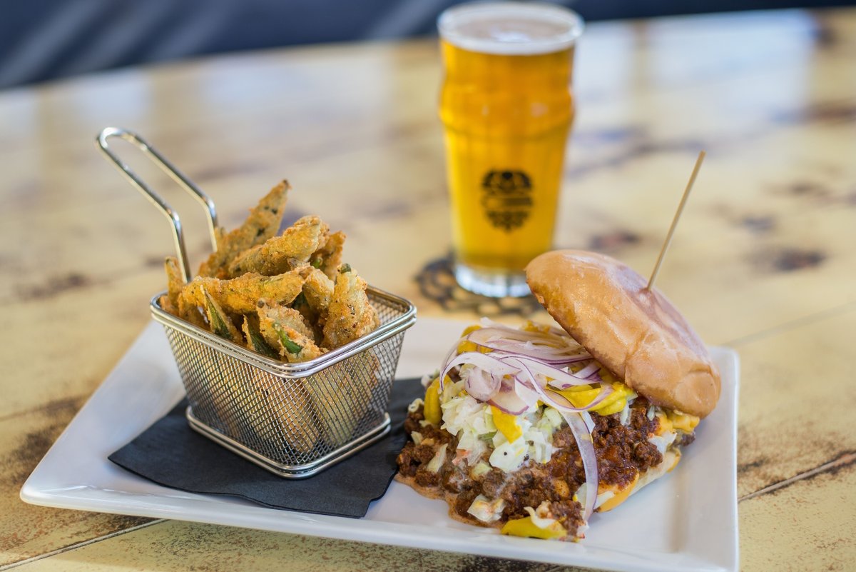 MuckandFuss's tweet photo. Tomorrow is the start of our new weekly special! π Chef Johnny Ramirez came up with the Carolina Burger. This burger will only be available from Feb 14-20, so make sure you stop in to take a bite. π #muckandfuss #weeklyspecial #carolinaburger #burger https://t.co/RcWqoXh6Qi
