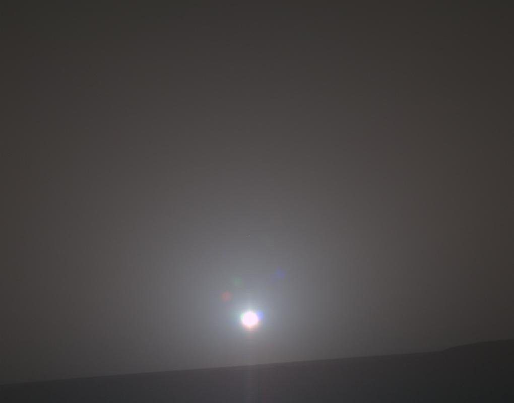 Opportunity revealed the beauty of Mars, from blue sunrise, to blue sunset. https://go.nasa.gov/2E8sjaY
#ThanksOppy
