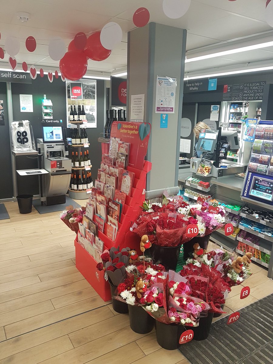 BarrowBrookcoop's tweet photo. For that special person in your life fizz, flowers, choccies and not forgetting the valentines card ⁦@whalleycoop⁩ ⁦@KateGraham03⁩ ⁦@RachelH35382323⁩ #showyoucare https://t.co/KKEvr1E9y8