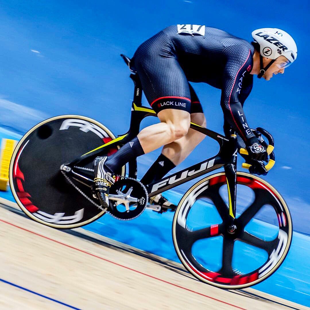 First session back on the track last night after a couple of weeks off. 
Its great to be back training, and I looked forward to the next few months which could turn out to be pretty interesting 😬 #trackcycling @FujiBikes @HDSolicitors @lazerhelmets @PyramidCycling @FFWDwheels