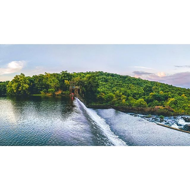 abhisheksail's tweet photo. PANORAMIC LANDSCAPE

#panoramiclandscape #panoramic #panorama #landscape #toners #tones #toneitup #travelstories #nature #naturephotography #nature_lovers #sawantwadi #majhasindhudurg #dam #damwater #konkan #koknacha_nisarga #kokanachajournalist #kokandi… https://t.co/lfzKyAYwl6 https://t.co/cbo58VQDZ4