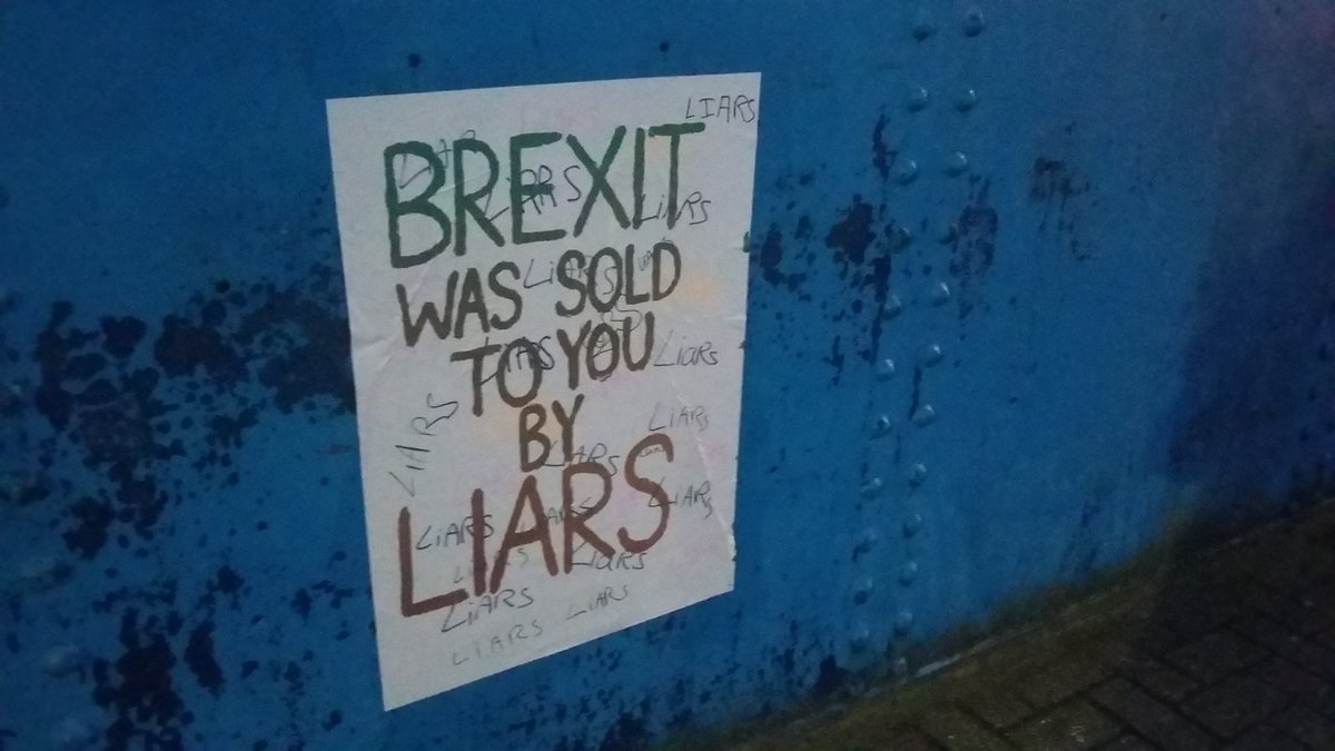 parso86's tweet photo. Spotted this on the way home, seems fair to me #Brexit https://t.co/lmvWGCVc74