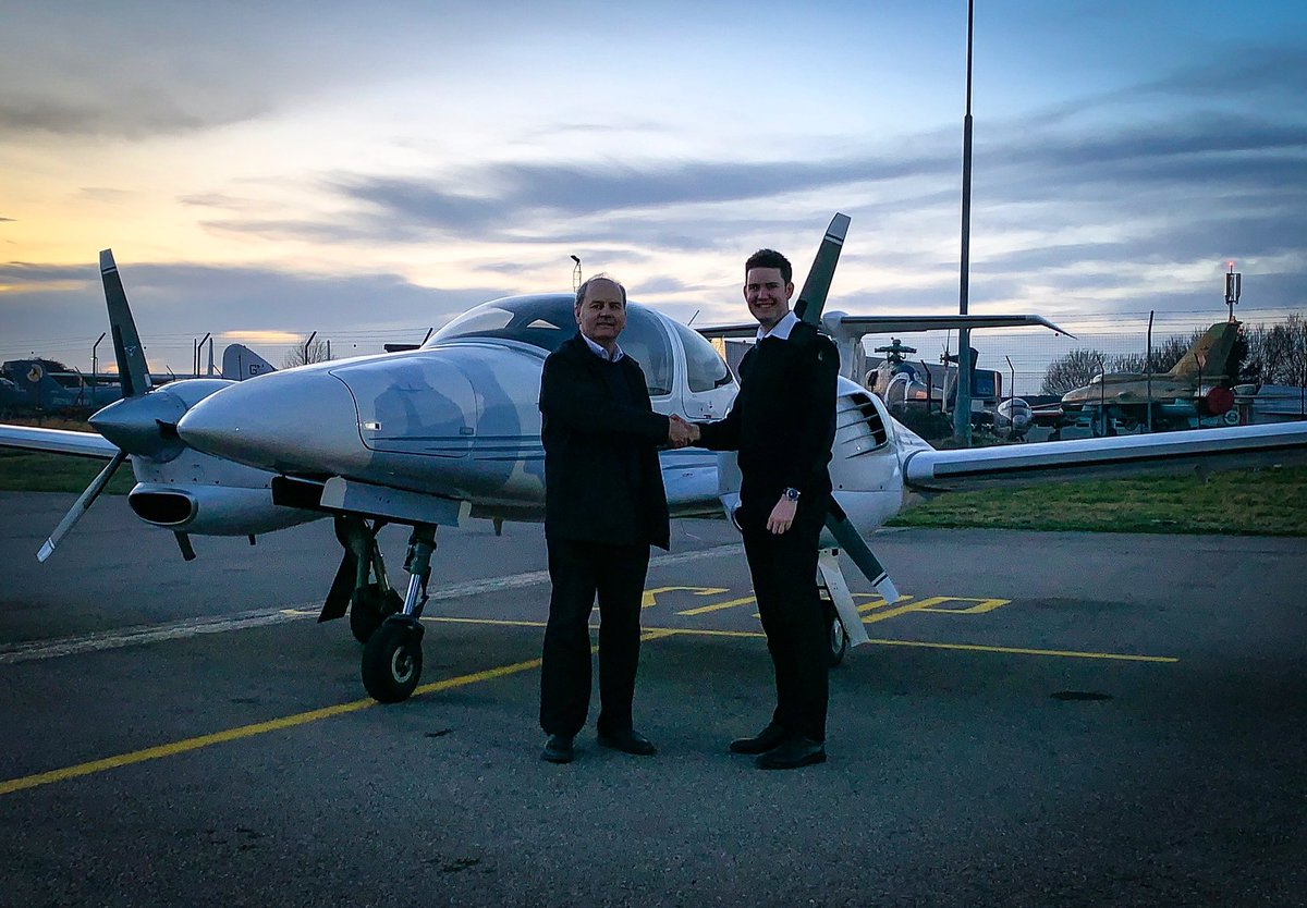 PlaneOldBen tweet media