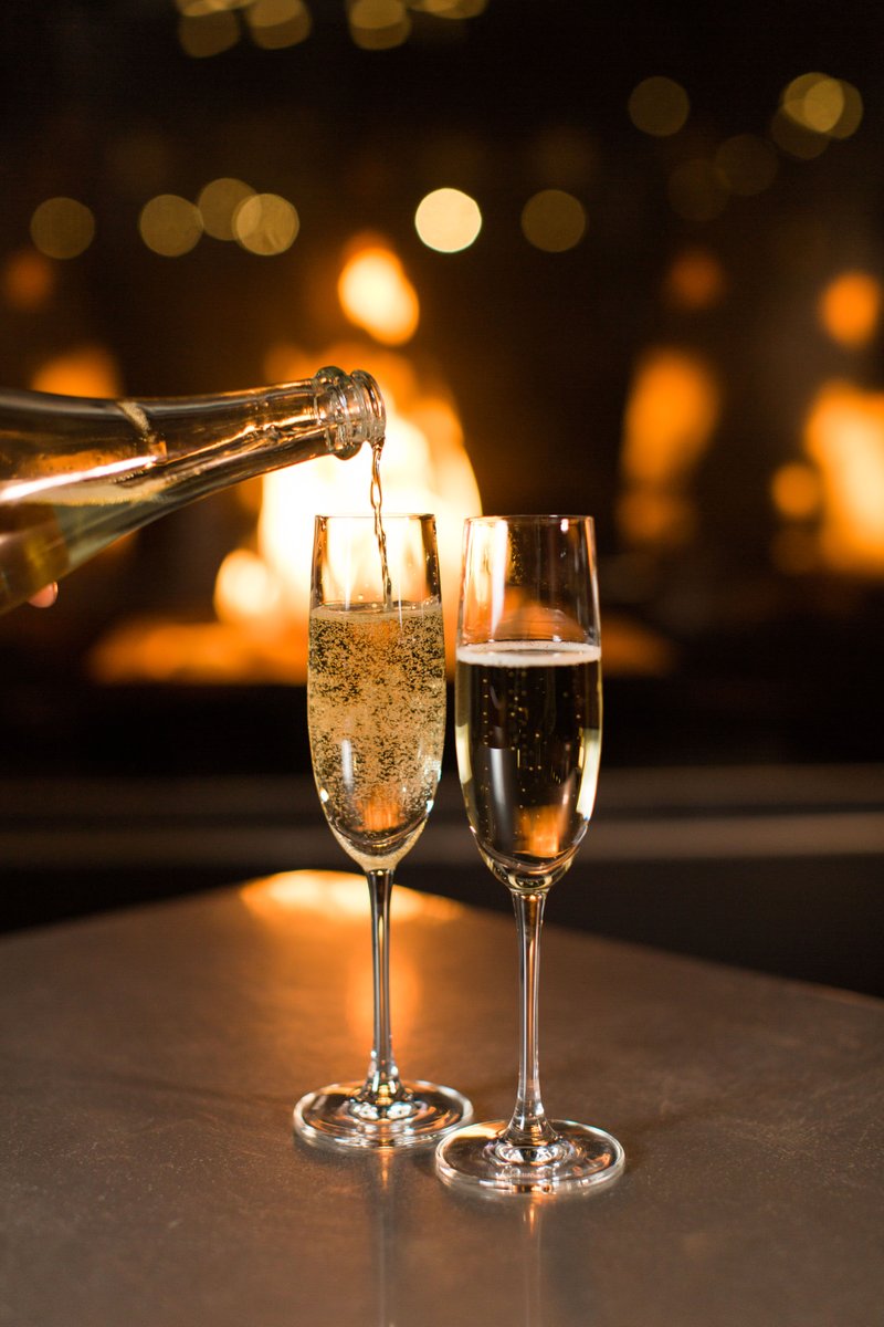 MonteCreekWine's tweet photo. Too much of anything is bad, but too much Champagne is just right. 🍾
📷@winebcdotcom https://t.co/pHUvH1i5zy