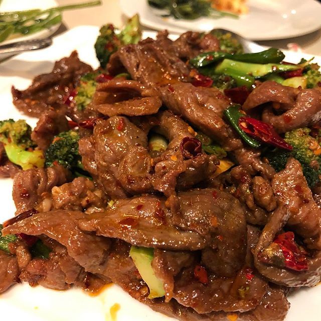 ohsnapletseat's tweet photo. Cumin Lamb is one of my fave Sichuan dishes! Yum ๐
#cuminlamb #cumin #lamb #meat #sichuan #szechuan #spicy #chinese #chinesefood #chinesefoodporn #food #foodporn #foodie #spicylover #eatwell #eatdelicious #yum #yummy #delish #delicious #delicioso #aโฆ https://t.co/07kx3dQd0h https://t.co/XrFbrCxtb3