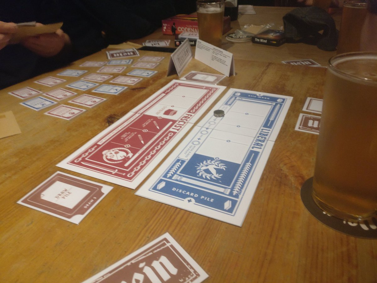 JamesGJFX's tweet photo. #boardgamenight https://t.co/8n6LQkxjaf