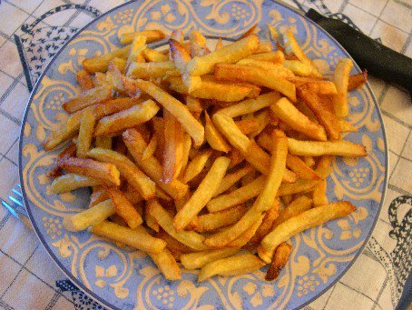 azamel2854's tweet image. Pour ce soir,je propose une soupe de champignon suivi de cordons bleu de veau(les enfants adorent)avec des frites.Pour le dessert je vous laisse le choix.Bon appétit a tous!#ligue_des_optimistes @cofooders