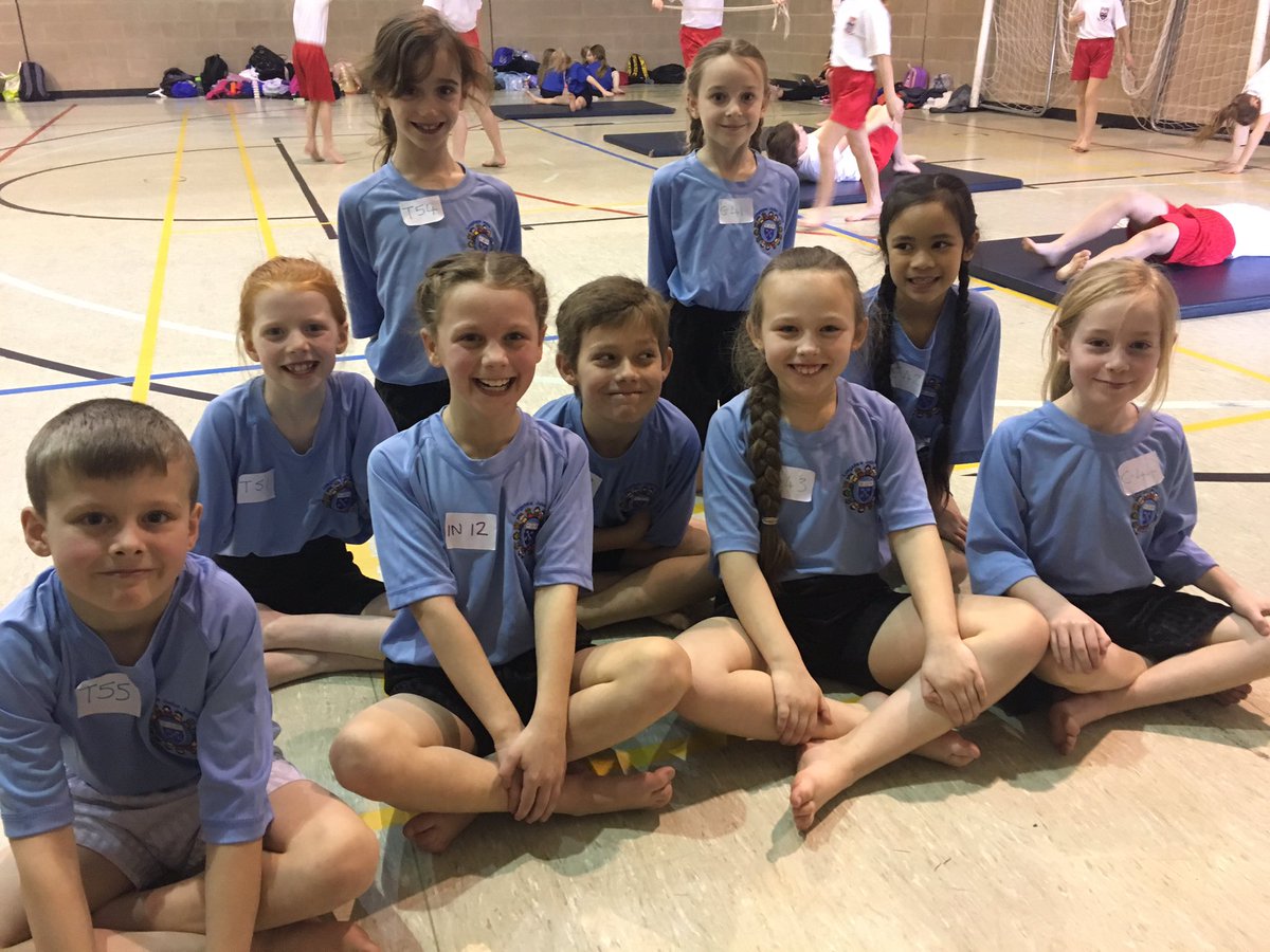 6L_class's tweet photo. Congratulations to @LongshawJuniors Yr3/4 Gymnastics Squad for a fantastic performance this afternoon. A fantastic silver 🥈 for our girls team and an amazing gold 🥇for Hollie in the individual event! Thank you @BwDSGO for another fantastic event! #aiminghigh #keystepsgymnastics https://t.co/KKlOhvVviW