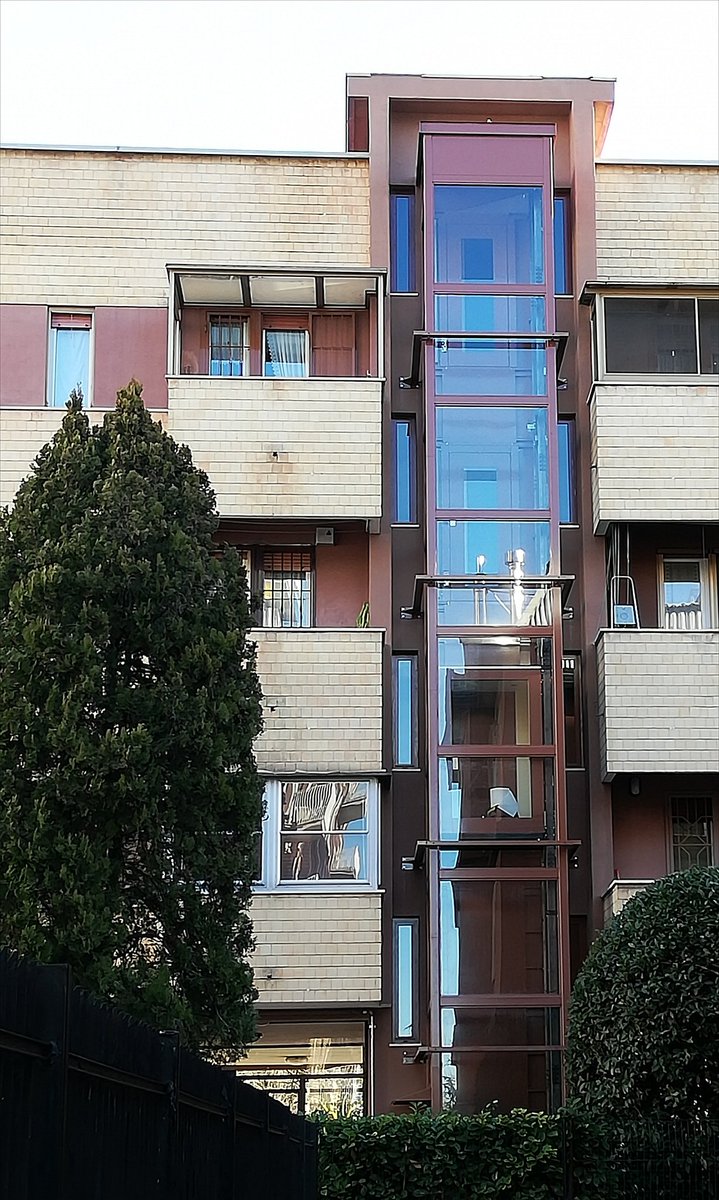 lift_serviceit's tweet photo. #elevatore con struttura metallica autoportante, situato all'interno di un condominio a #SanDonatoMilanese provincia di #Milano
#LiftService #LiftServiceIT #ViSolleviamoDalPensieroDelleScale #Elevator #Elevatori #Lift #ascensore #ascensori #architettura #architecture #design https://t.co/0Z72blHq6F