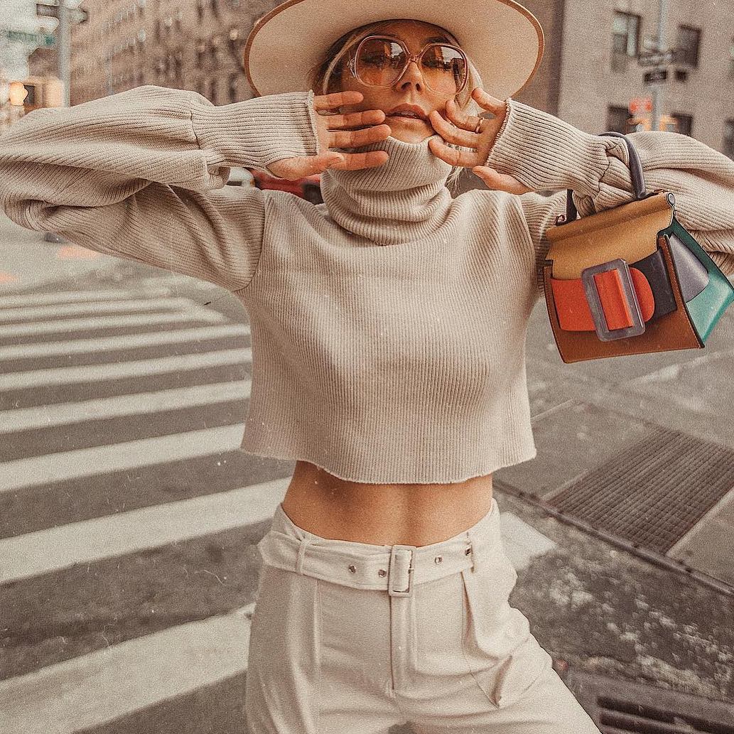 We believe the most interesting thing about Choosy is...the women who wear it. Your feed doesn’t need another #OOTD, but a chance to get to know the woman behind the outfit.

Check out our Instagram for more on this week’s woman of #RealInfluence, @tezzamb