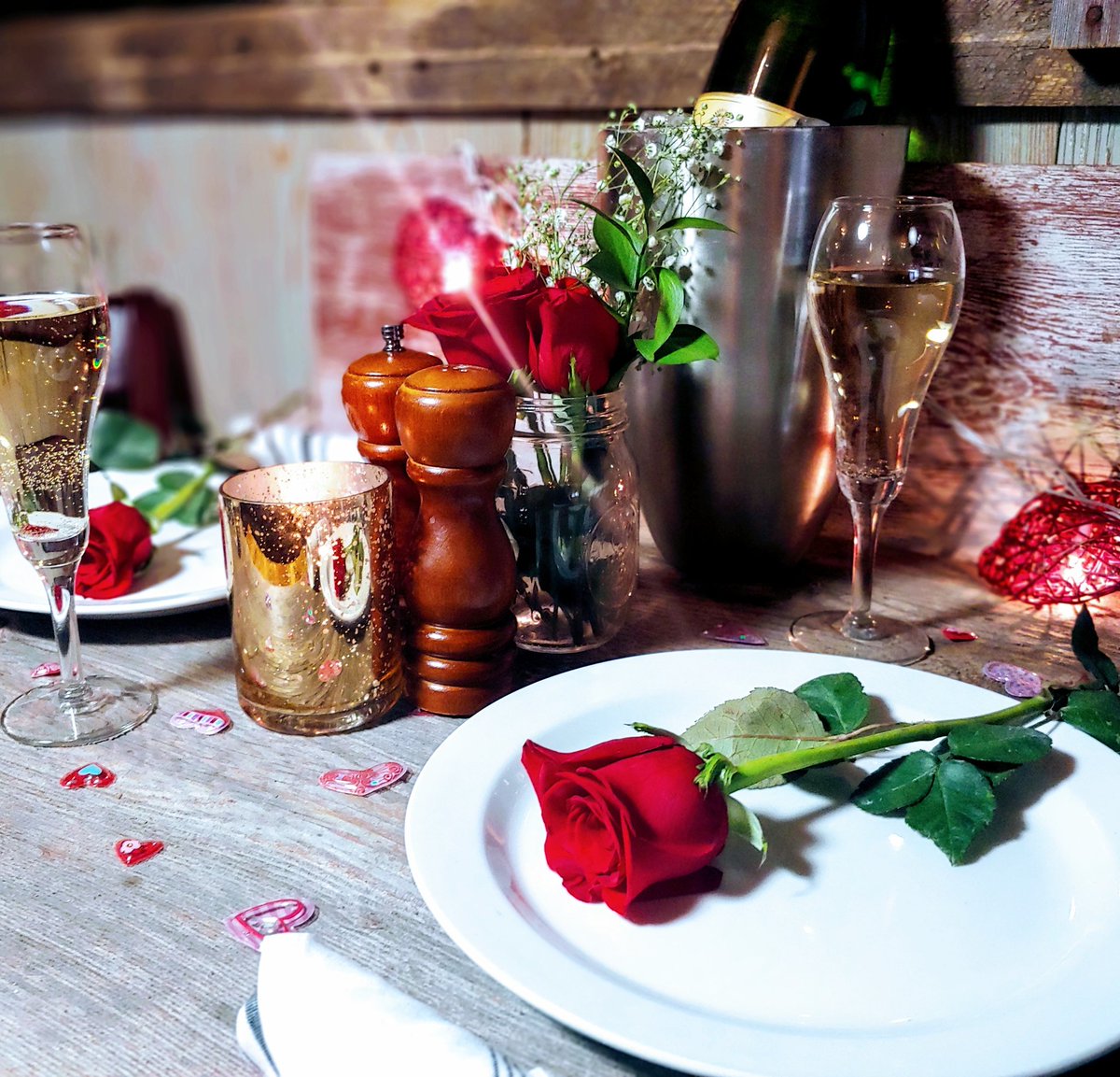 Bassbaybrew's tweet photo. Forgot to make Valentine's Day reservations? We've got you covered! Call 414.377.9449 https://t.co/HHDMSGozoc