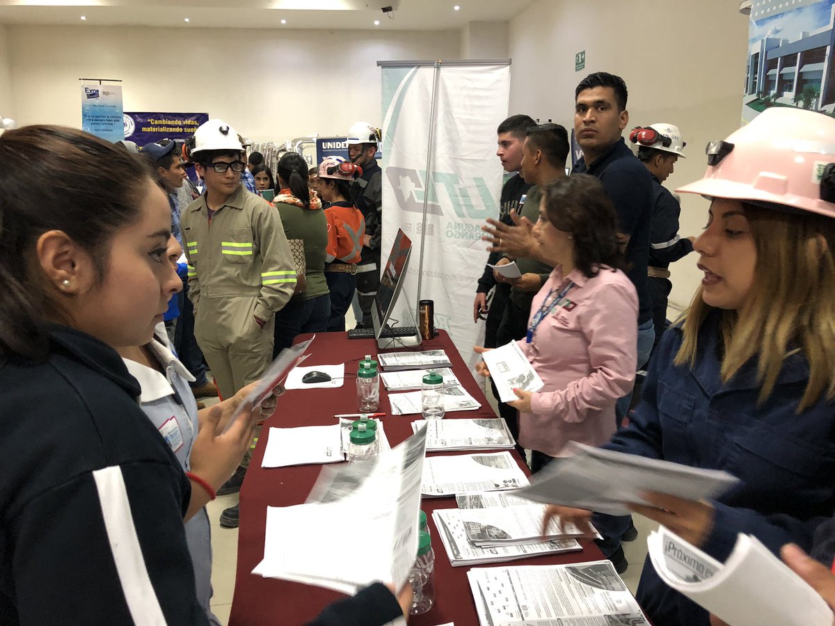 utldurango's tweet photo. Excelente trabajo de nuestros alumnos de la carrera de Minería. #EXPOFERIA2019 #aWorldOfOpportunities #Durango @AispuroDurango @SEED_Dgo @comunicaciondgo #BeRender #BeStrong #UTLD #Bis @SEED_Dgo @FidelRubioM @MJLazoS @CoorUTyP #ULTIMODIACONTODALAACTITUD https://t.co/uoOiuyQhkC