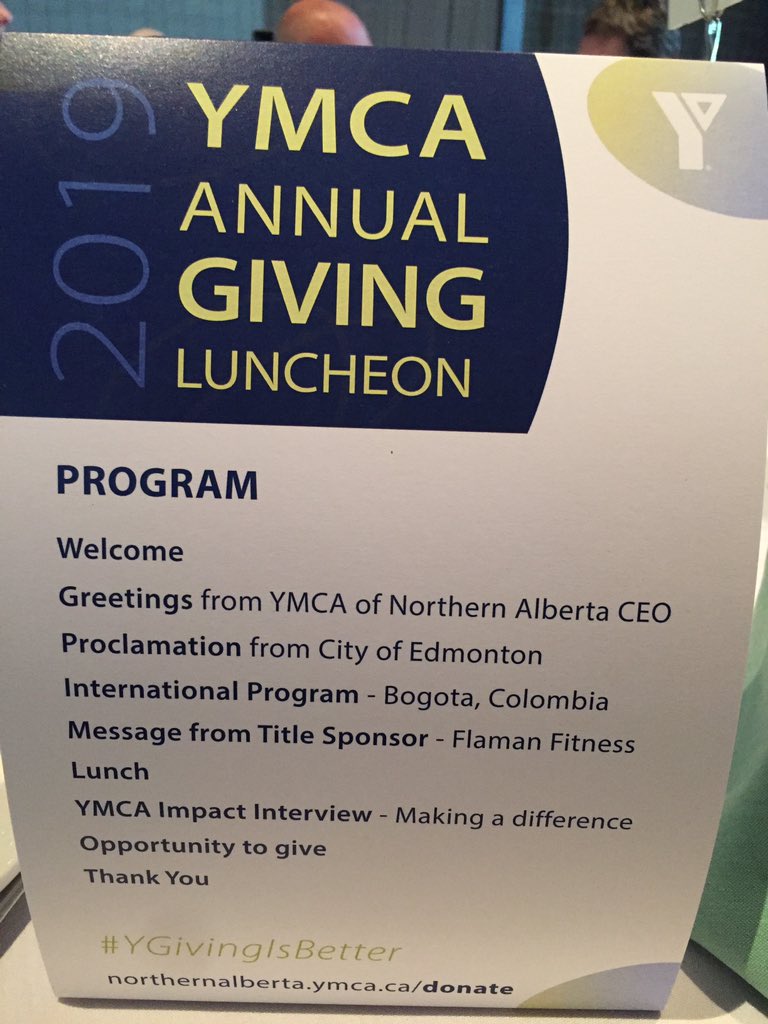 deb_atb's tweet photo. Connecting to others at YMCA Annual Giving Luncheon #ygivingisbetter #YMCA https://t.co/9nva1A2c7I