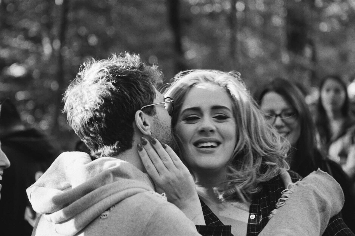 incredibleadele's tweet image. 