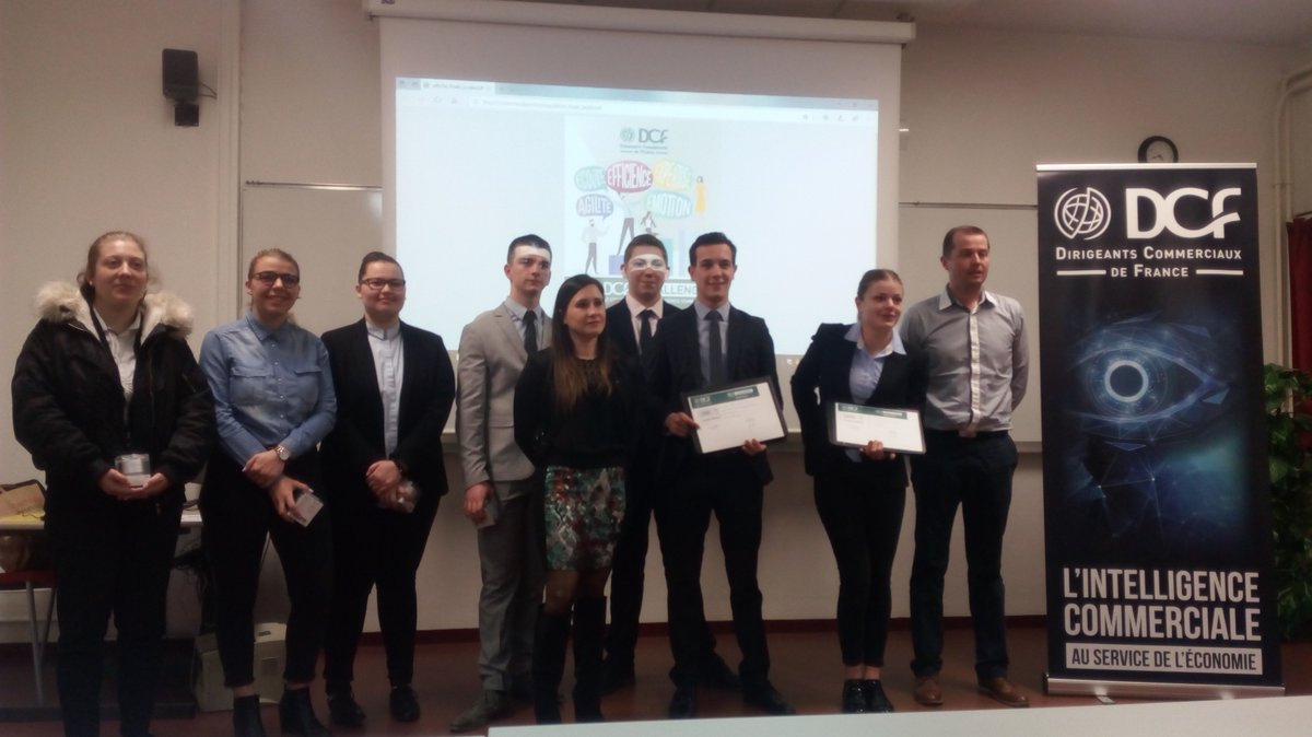 Finale DCF Awards 2019 à Poitiers au lycée du Bois d'Amour
Bravo pour vos performances
#Dcf #intelligence commerciale
#fonction commerciale #commercial