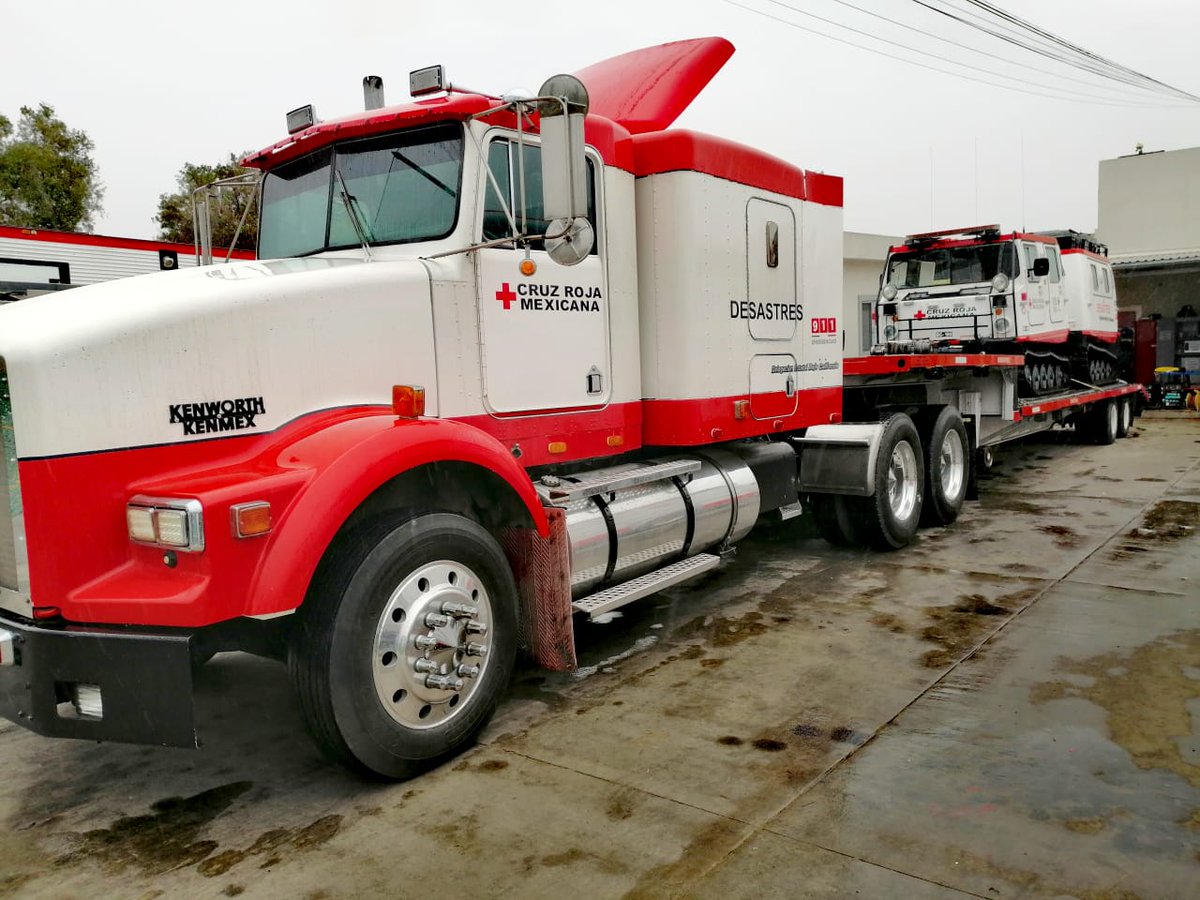 CruzRojaMXBC's tweet photo. Ante el pronóstico meteorológico emitido por la autoridad principalmente para la zona costa del estado para las próximas horas; la Delegación Estatal de Cruz Roja Mexicana en Baja California se encuentra activa con recursos especializados para intervenir en caso de ser necesario https://t.co/sHN358nqEk