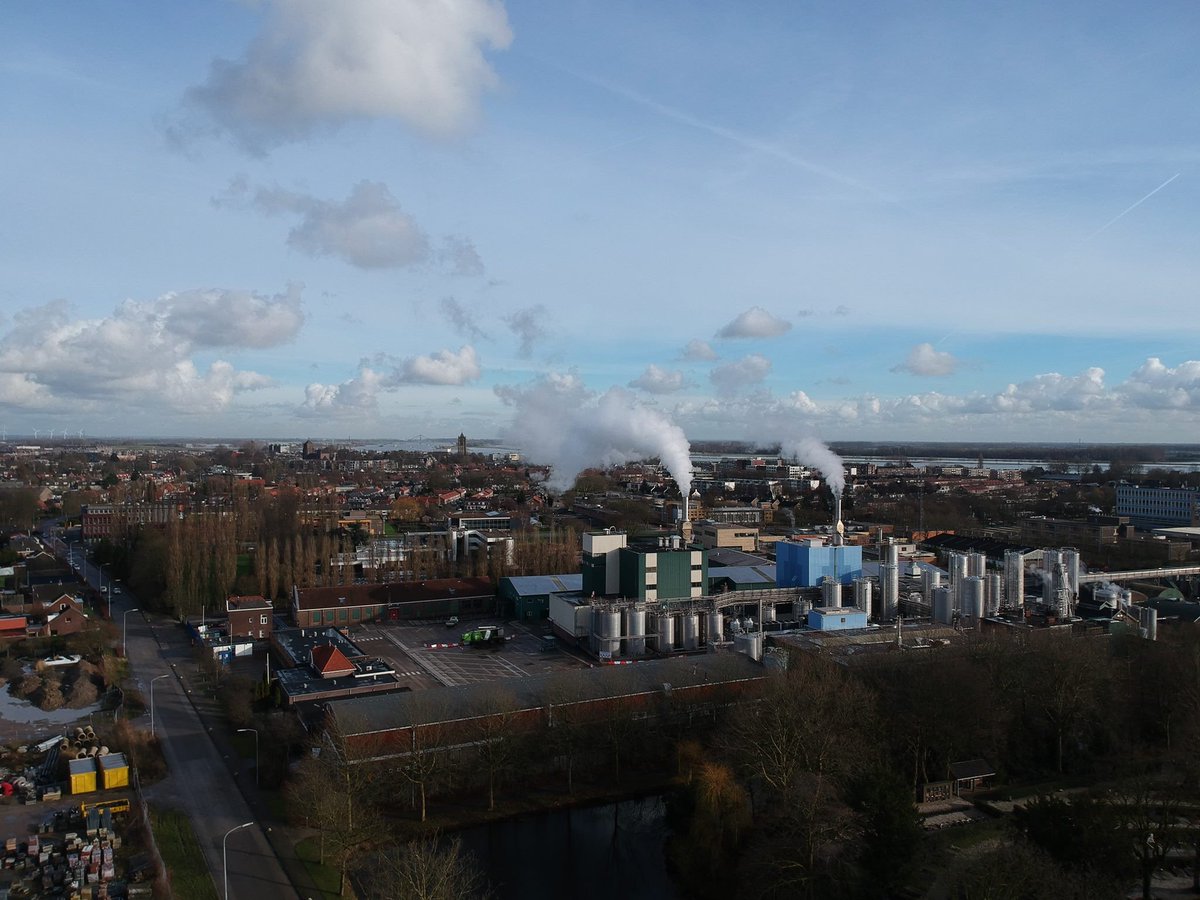 Zoutenproducent Niacet BV is niet alleen partner van #TielTipTop, maar even zo goed: Supporter van Schoon!

Op vrijdagmiddag 22-03 trappen zij met medewerkers, buurtgenoten en <a href="/SocialClubTiel/">Werkgroep Tiel Tip Top</a>  de #LandelijkeOpschoondag af in #Tiel middels een opschoonactie rondom de #Papesteeg.