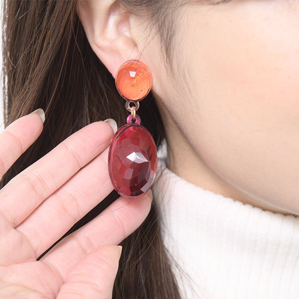 shop_liveon's tweet photo. ELLE11月号でも取り上げられていた、イタリアのCorsiDesign（コルシ・デザイン）のレジンピアス✨

ほんのり甘い感じの、おすすめアクセです💖

詳しくはコチラから👇🏻👩🏻‍🦰
https://t.co/hXUDHNX5uy https://t.co/QhHAvLjrhw