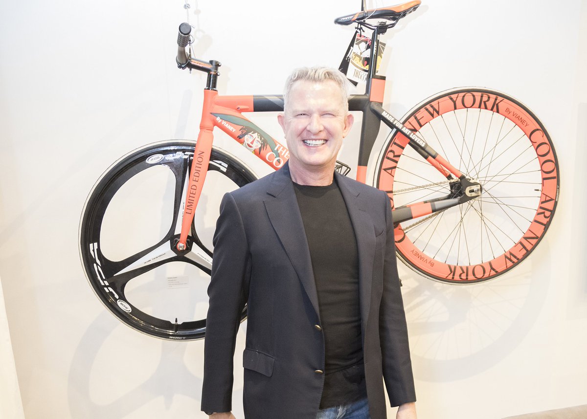 LawlorMedia's tweet image. #MDRN's #WarrenKay An Intelligent Approach to Living in the City #NewYorkCity #IntelligentLiving @nylifestylesmag bit.ly/2SuFFad