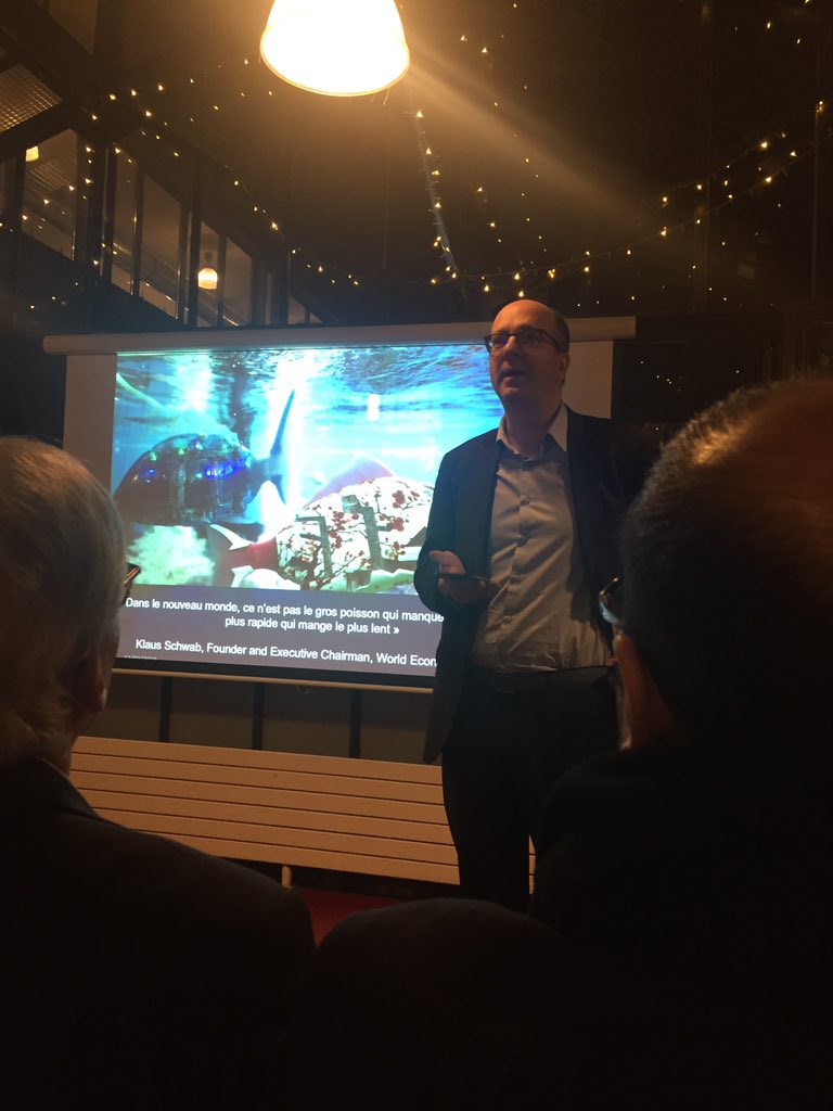 El_Stanou's tweet photo. Un événement très réussi ce soir autour de l’animation des communautés Alumni par @lounjee avec des interventions pertinentes et justes de @Alban_Jarry @stephanehugon #social #marque #communauté #ecoute #analyse https://t.co/launYl0FqU