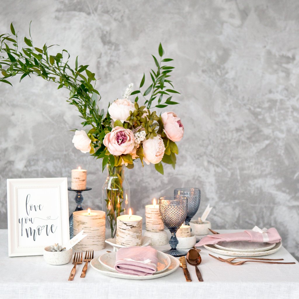 Can you imagine Valentine's day without some candles? I can't! It's a must have thing as well as flowers and chocolate

MiLiCrafts.etsy.com

#valentinesday #happyvalentines #love #loveisintheair #cute #lovely #romantictablesetting #romantic #pink #loveyoumore #candlelight