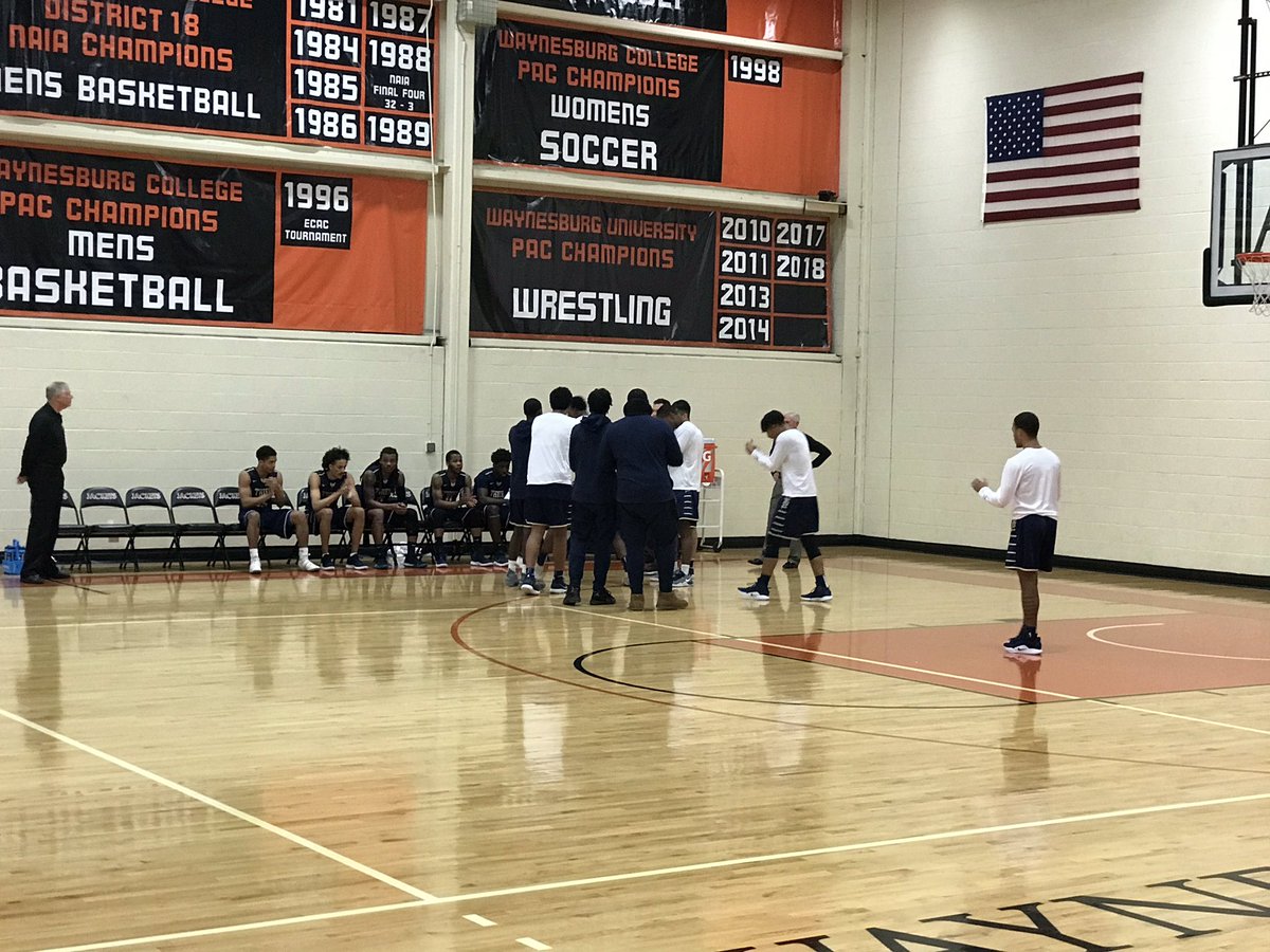 Ross__Eye's tweet photo. Game 2 coming up: #TCMBB/@ThielAthletics takes on the @WUBallers/@WaynesburgSport. Join @joesmeltzer775 and me NOW on the @WUSportsNetwork! @PAC_Athletics https://t.co/iKxBEuTwh4