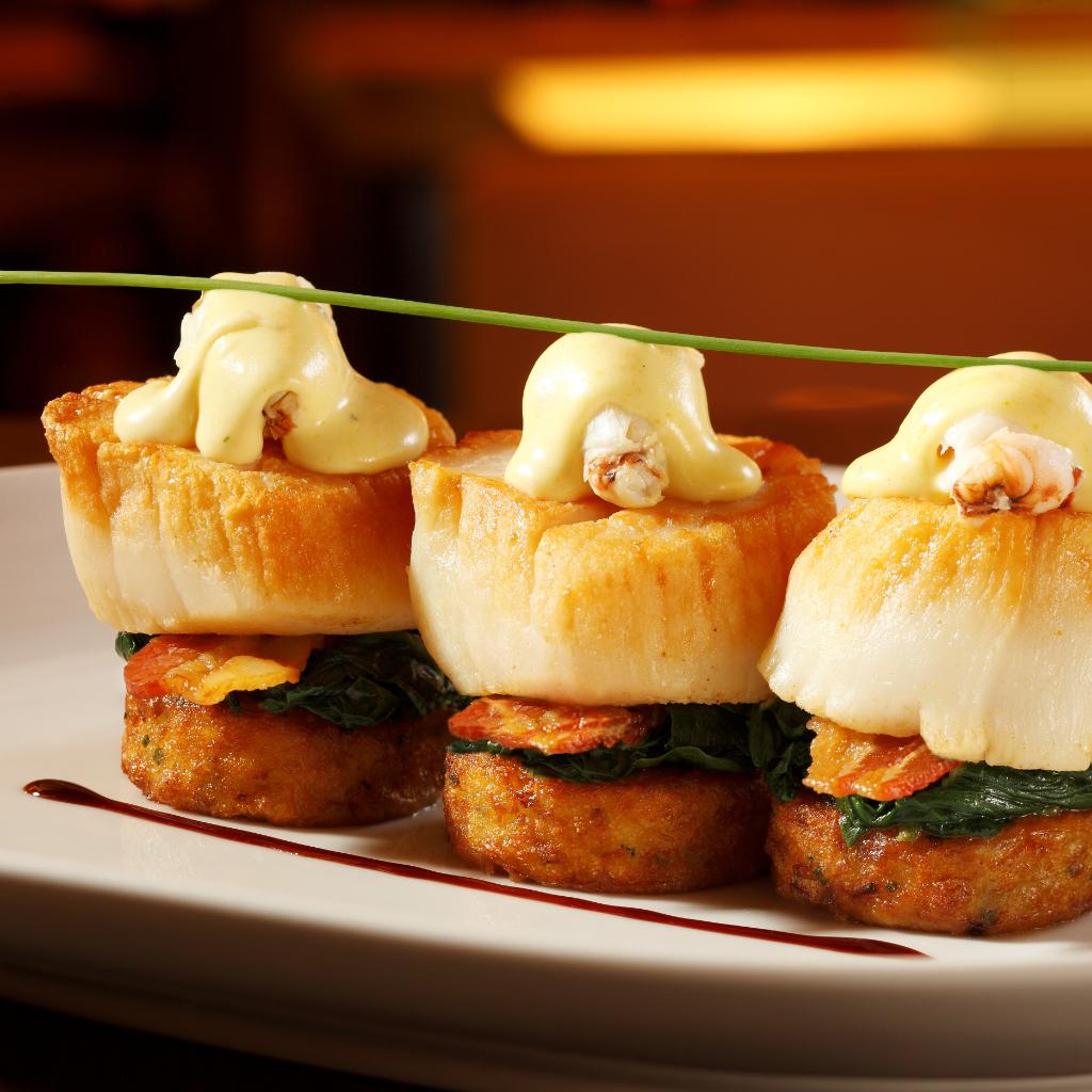 FixLV's tweet image. The best parts of Breakfast and Dinner combined. 
#ScallopsBenedict

Join us tonight: goo.gl/qV93c2