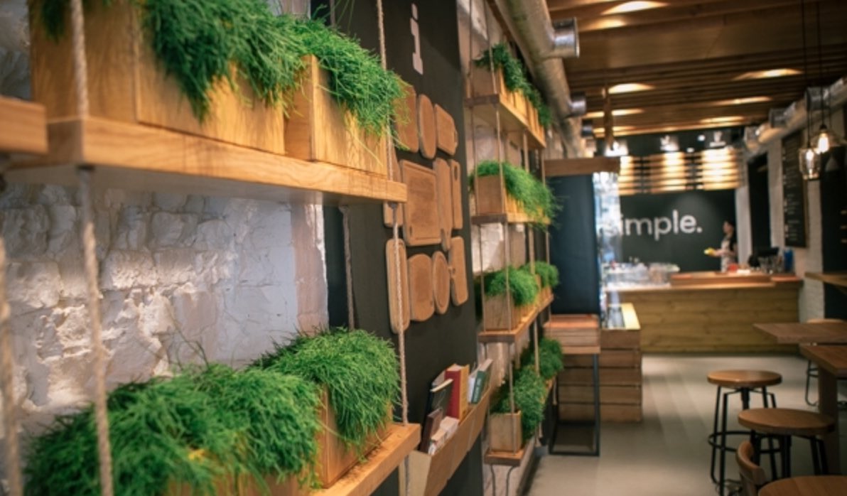MYMgandia's tweet photo. Somos especialistas en creación de franquicias, te asesoramos y creamos el ambiente más acogedor posible, no solo creamos la imagen, asesoramos desde el inició hasta poner en funcionamiento tu negocio.
#franquicia #decoración #marketing #publicidad #mobiliario #asesoramiento https://t.co/9h29pRKbTH